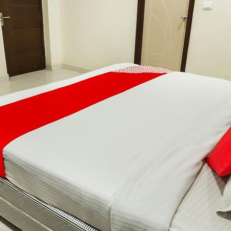 OYO 73795 Karthikeya Pride Hotel Vijayawada Bagian luar foto