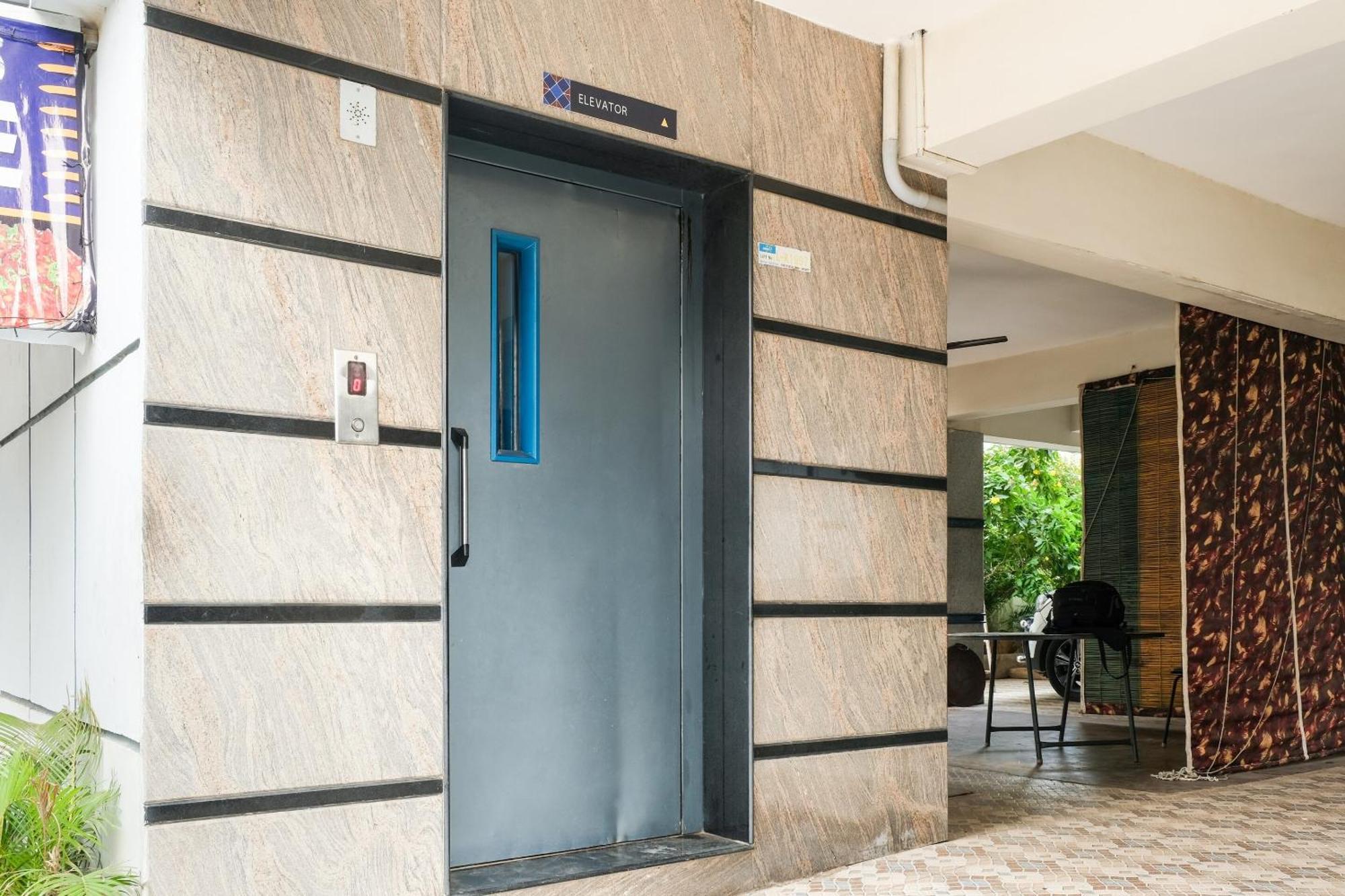 OYO 73795 Karthikeya Pride Hotel Vijayawada Bagian luar foto