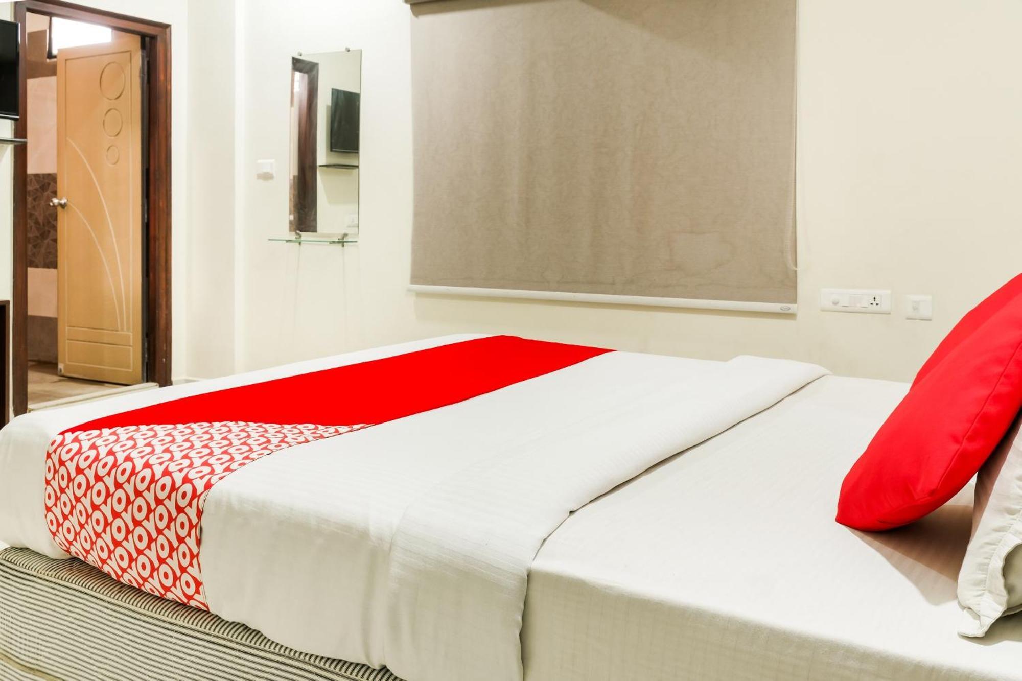 OYO 73795 Karthikeya Pride Hotel Vijayawada Bagian luar foto