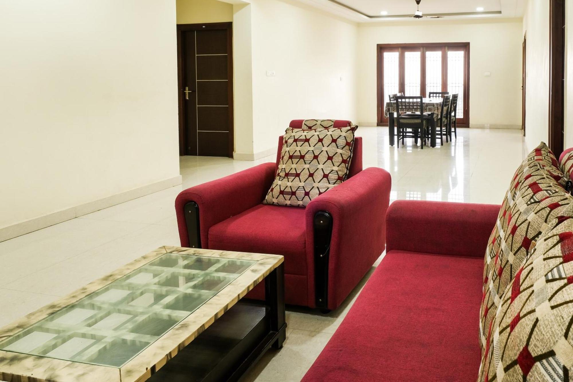 OYO 73795 Karthikeya Pride Hotel Vijayawada Bagian luar foto